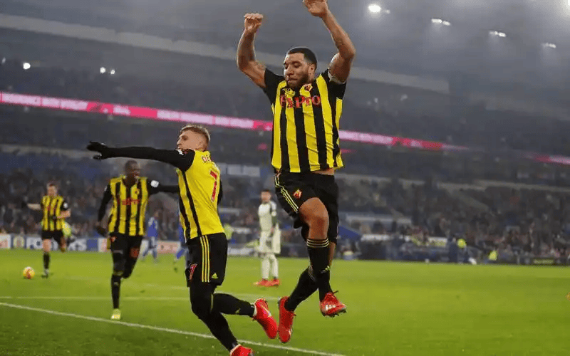 沃特福德主帅被罚,球队士气受挫怎么办