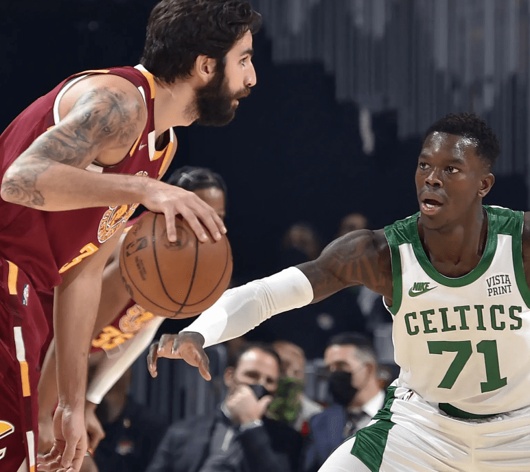 阿扎伦卡迷你场地视频